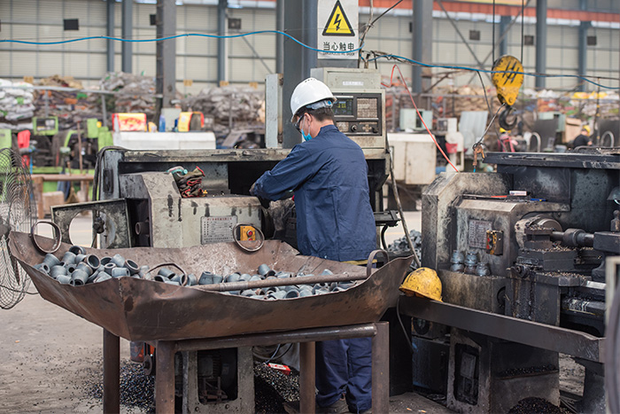 仪征网架锥头车间